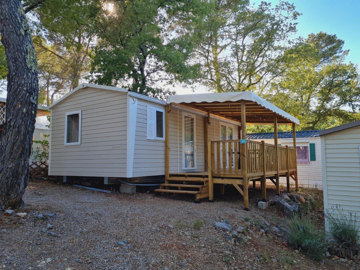 Camping Lou Cantaire Hotel Fayence Exterior photo