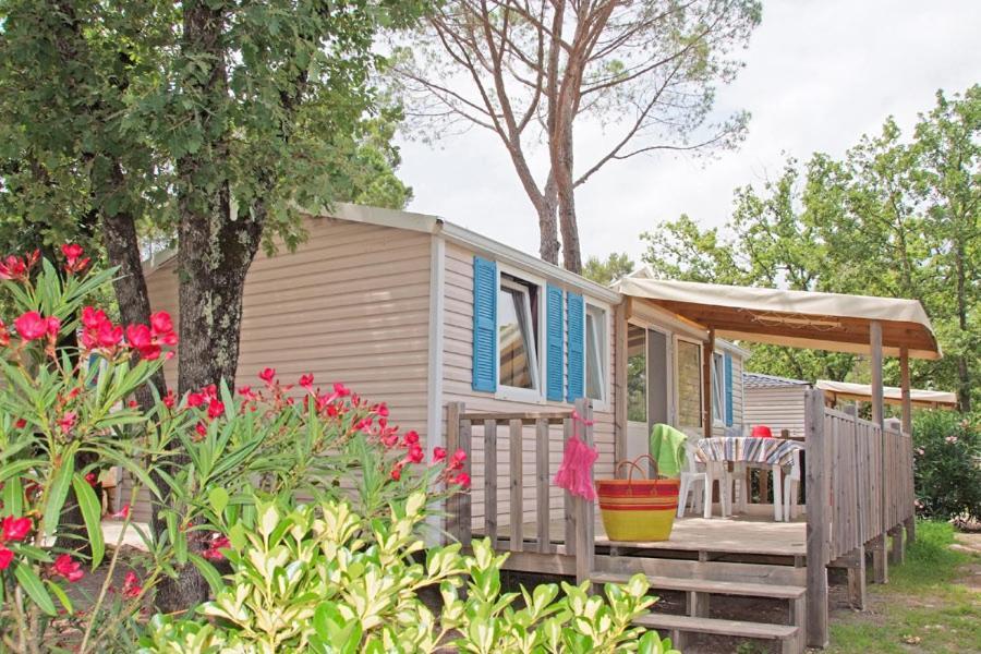 Camping Lou Cantaire Hotel Fayence Exterior photo