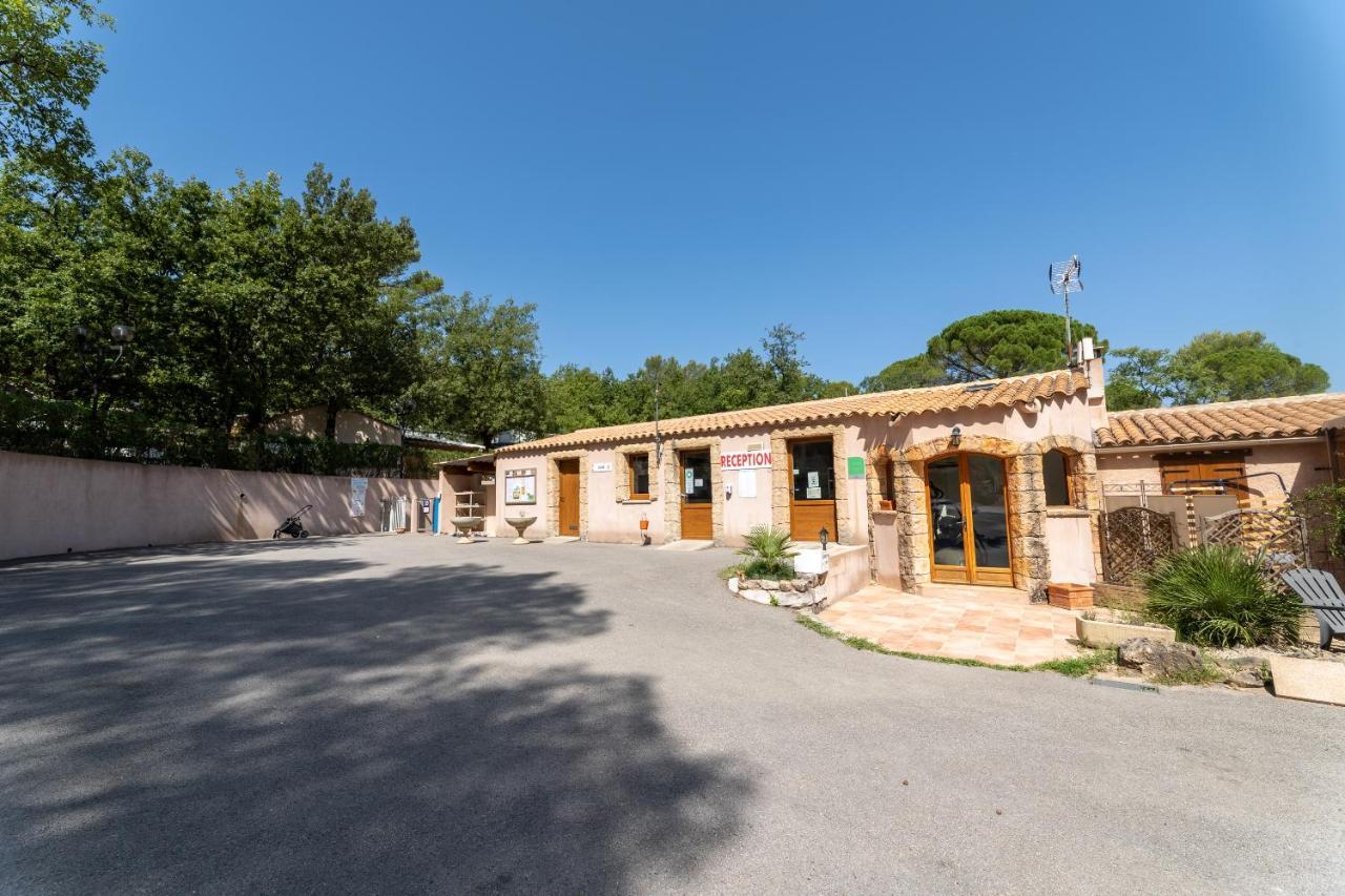 Camping Lou Cantaire Hotel Fayence Exterior photo